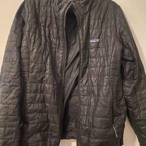 Patagonia Men's Black Quilted Jacket